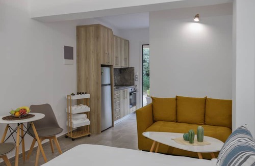 Limenas Chersonisou Apartment | Semes Luxury Apartments by Estia