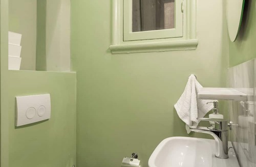 Thessaloniki City Centre Apartment | AiR Waterfront Nikis Apartment
