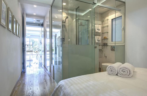 Athens City Centre Apartment | Frixos Acropolis luxury apartment