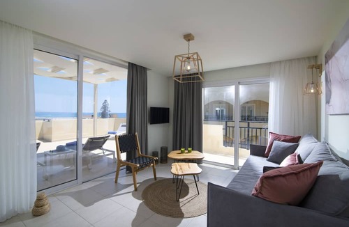 Stalida Apartment | Rainbow Apartments