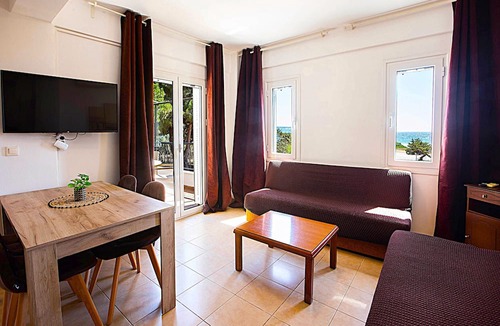 Pylos-Nestoras House | Romanos Beach Villas