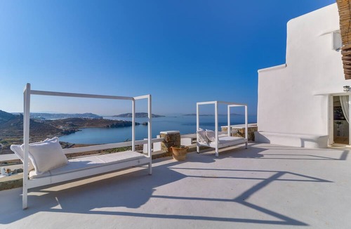 Houlakia Villa | SeaBlue Villas