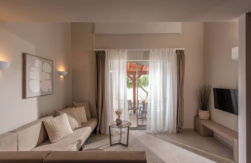 Karteros Apartment | Ariadni apartments & suites