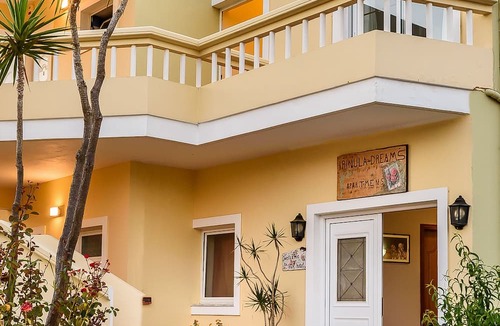 Kamisiana Apartment | Irinoula Dreams