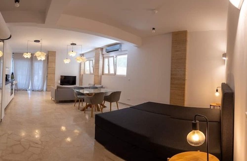 Glyfada Condo | Glyfada Prime Vacation Rentals