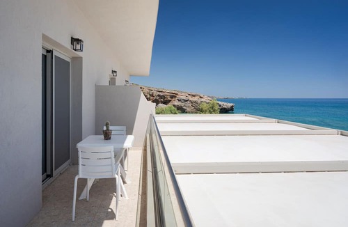 Fragkokastello Apartment | Koutelo by The Sea