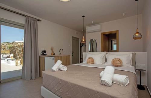 Platis Gialos Apartment | Only Yours Mykonos