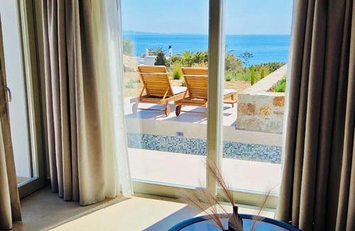 Platis Gialos Apartment | Only Yours Mykonos