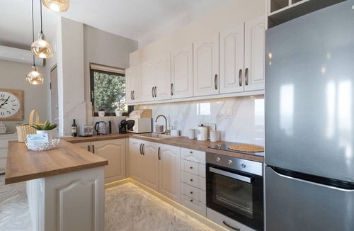 Spanokhorion Apartment | Apartment 'Niso 6' with Sea View, Wi-Fi and Air Conditioning
