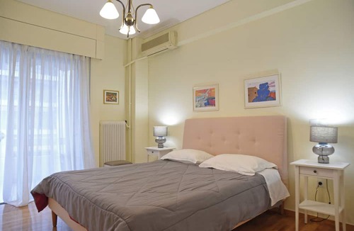 Palaio Faliro Apartment | Athens Faliro Beach Residence, by the city center