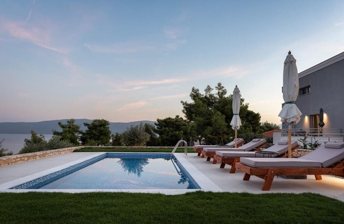 Isthmia House | Cavos Maisonette with Private Pool One