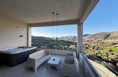 Spilion Apartment | Panorama Luxury Suites