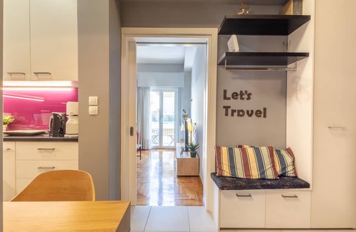 Thissio Apartment | Charming Retreat Below the Acropolis