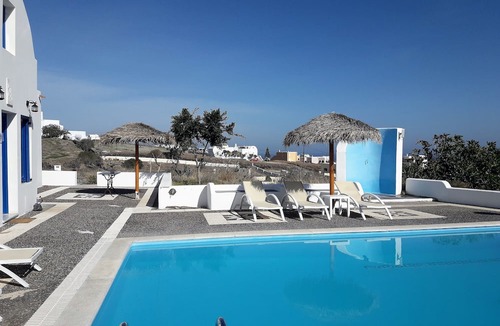 Messaria Apartment | Santorini Traditional Suites