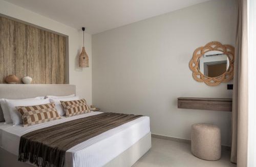 Psakoudia Villa | Strovilla Mare Beachfront Villas with Private Pool