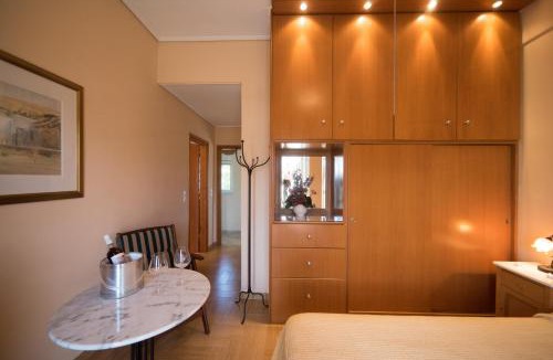 Limni Vouliagmenis House | Ourdreamhouses Lake Hereou Loutraki