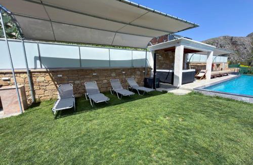 Kissamos Villa | Villa Rokka Luxe - Free Private Heated Pool, Hot Tub, and more