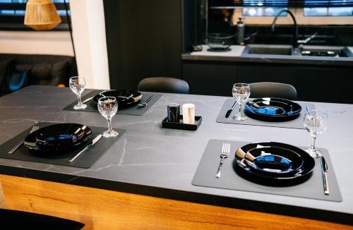 Marousi Apartment | Skyline Oaka Telecom Arena Luxury Apartment