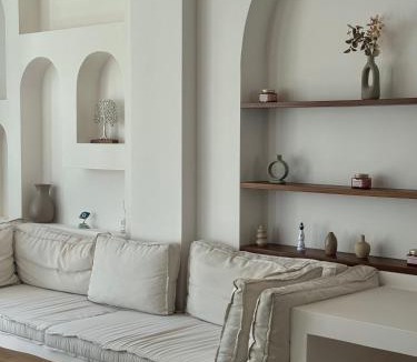 Merichas Villa | Merichas Luxurious Villa