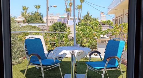 Daratsos Apartment | "Spyros" 1-Room Apartment - Simple, cozy, close to the beach