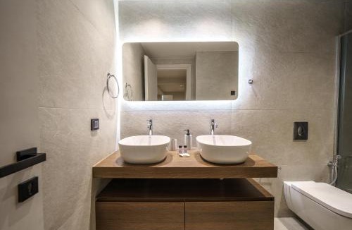 Tsikalaria Villa | Aurea Estate Luxury Villas - Padel court
