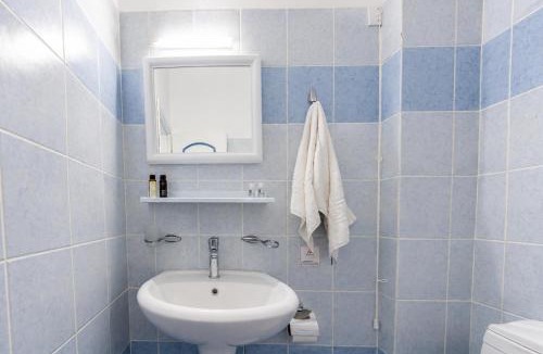 Melikia Apartment | Nikos Villas - Poolside Getaways in Kavos, Corfu