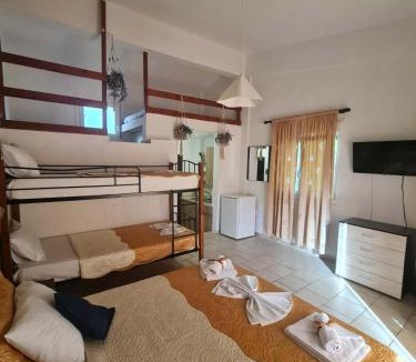 Elia Apartment | Paradise studios