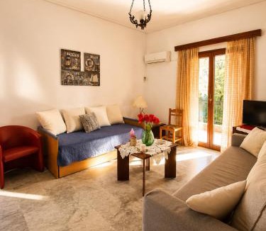 Loutra Oraias Elenis Apartment | Myrto's Apartment No15