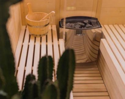 Piraeus Apartment | Elysian Hot Tub Suite Piraeus