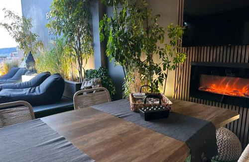 Piraeus Apartment | Elysian Hot Tub Suite Piraeus