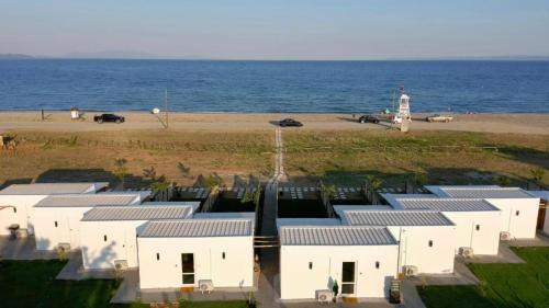 Polygyros Apartment | Almond Beachfront Resort - kalyves Halkidiki
