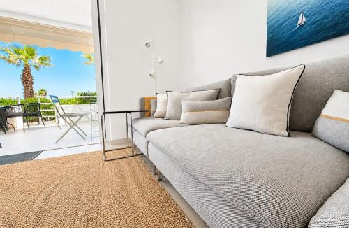 Rafina-Pikermi House | Rafina Blue Horizon Maisonette with Garden by ΜΡS