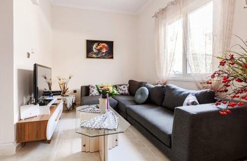 Loutraki Apartment | Enora Loutraki Guesthouse