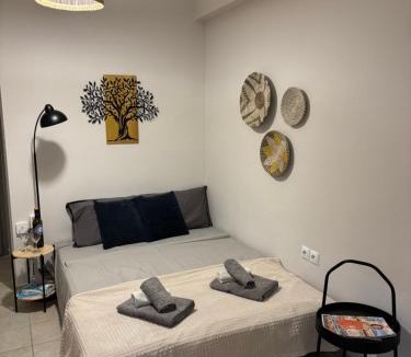 Loutraki Apartment | Cozy Apartment with Mountain View