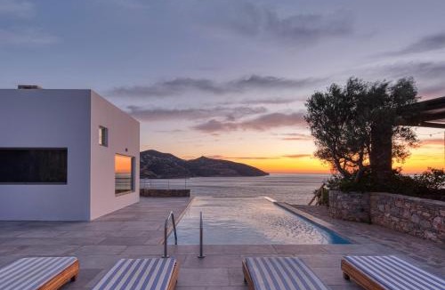 Agios Nikolaos Town Villa | Villa Aiolos Glaros - Seafront Retreat near Agios Nikolaos
