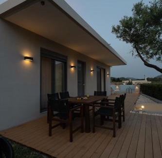 Lefkogeia House | Dener Villa