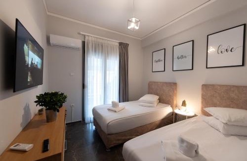 Filopappou Apartment | Medluxe family apartment!
