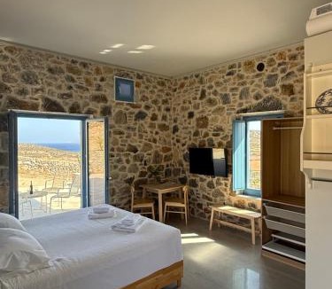 Schoinousa House | Filotimia