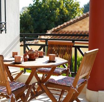 Nikita Villa | Villa Palmera 100m from the beach