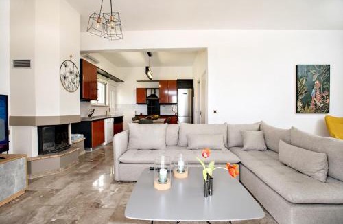 Chania Villa | Vagioni Seaside Villa