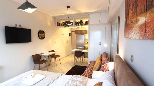 Psirri Apartment | Cozy Apartment in the Heart of Athens 8-1