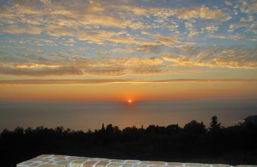 Pelekas Hotel | Lemoni Apartments
