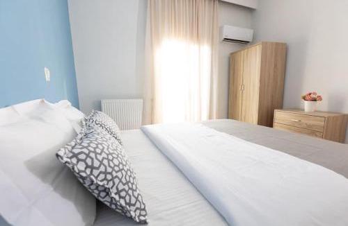 Old Town Apartment | Nestia Retreats Ano Poli Apartments