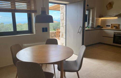 Lefktron House | Tsapini Houses