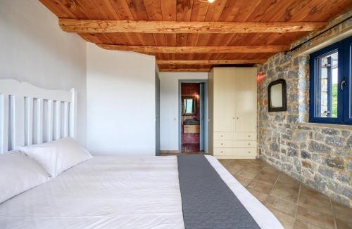 Lampini Villa | Petritis