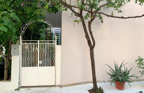 Evosmos Apartment | Oasis Luxury detached House in Thessaloniki with Hydromassage