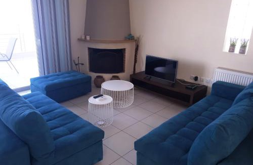 Kato Assos House | Vrachati Sea Front House
