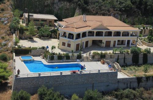 Limni Keri Apartment | Villa Akros and Suites