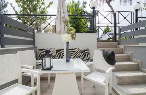 Sarti Apartment | Frau Irenes Haus