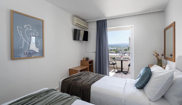 Hotel Flisvos